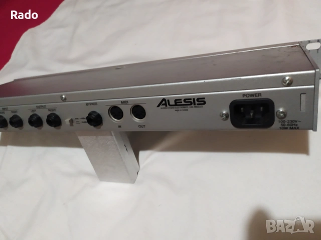 Продавам вокален ефект "Alessis Akira", снимка 2 - Други - 54051781