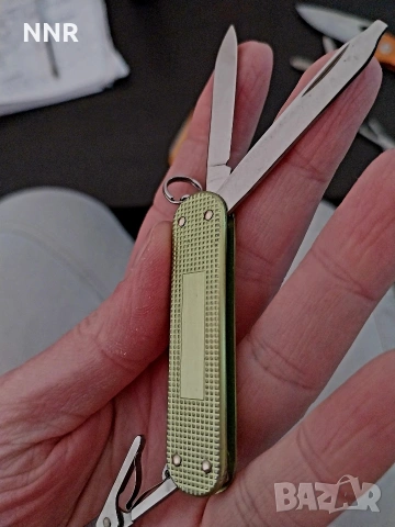 Victorinox Classic, Buck Spitfire нож ножче Викторинокс Бък , снимка 7 - Ножове - 53971147