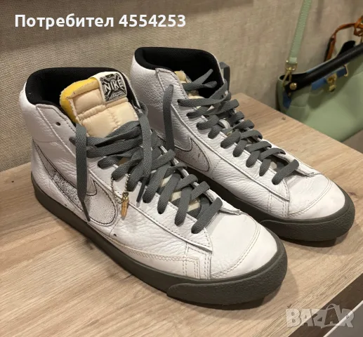 Nike Blazer Mid 77, снимка 3 - Маратонки - 55427919