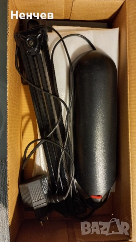 Лампа за бюро или маса OSRAM, снимка 6 - Настолни лампи - 54358523