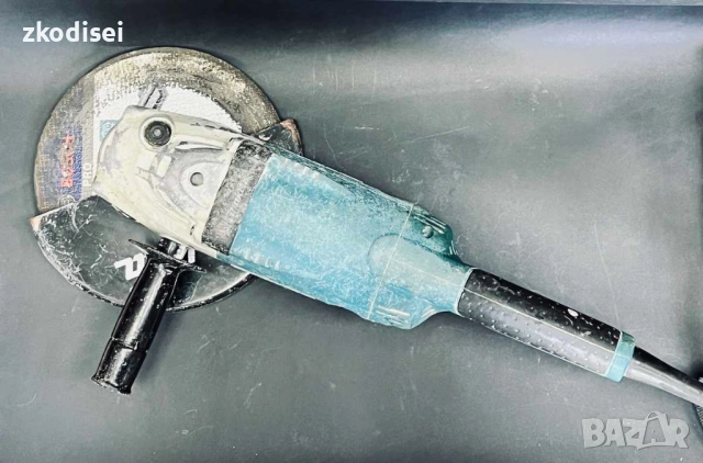 Ъглошлайф MAKITA GA9020, снимка 3 - Други инструменти - 54158144
