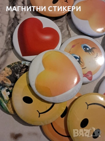 Значки метални тип копче с игла и Отварячка с магнит размер 58 мм