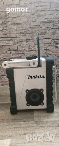 Преносимо строително радио Makita BMR100, снимка 10 - Други инструменти - 55314593