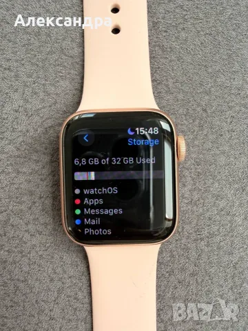 Apple Watch SE (1-во поколение) – 40 мм, снимка 2 - Смарт часовници - 55362350