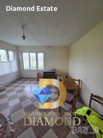 Двуетажна къща в село Нова Надежда, обл. Хасково, снимка 4 - Къщи - 46882081