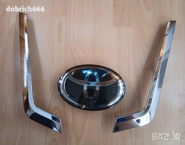 Toyota Hilux 2020-2024 емблема 90975-02159 лайсни Тойота 53124-YP050
