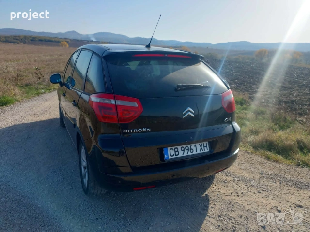 Citroen C4 Picasso 1.8 АГУ CLIMA, снимка 16 - Автомобили и джипове - 55271939