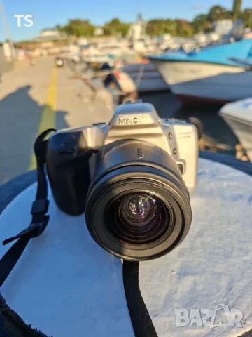 Лентов фотоапарат Minolta dynax 500si с обектив Tamron 28-80