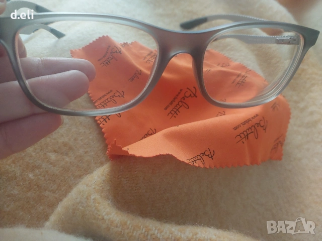 Ray Ban Оригинални рамки за очила и Dooney Bourke Original 100% Кожа Голяма чанта