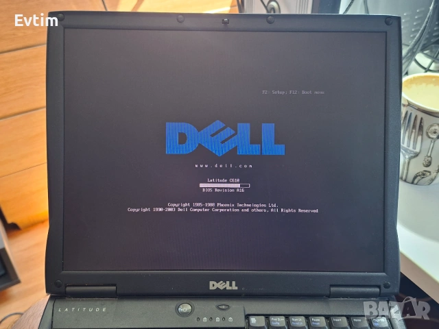 Лаптоп Dell Latitude C610.Model No:PP01L. Супер рядък и колекционерски., снимка 12 - Лаптопи за дома - 54578994