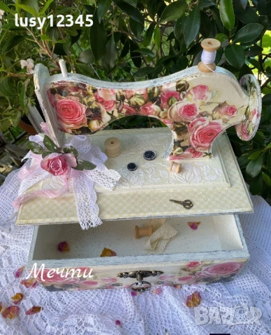 Рози, рози, рози…💗💗💗 Кутия шевна машина!, снимка 3 - Декорация за дома - 54930549