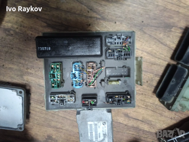 Бушониера за Ford Focus , 518251608 , 98AG14A073CE