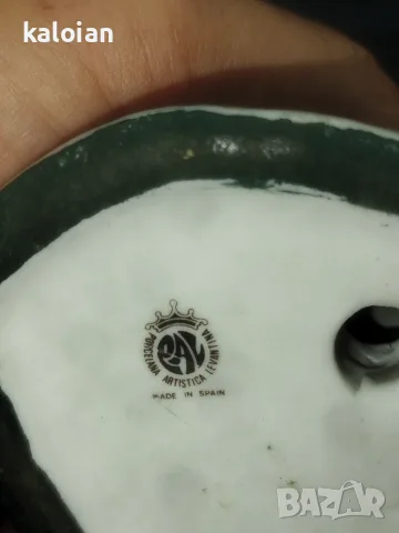 Старинна фигурка от испански порцелан, произведена от Porcelana Artística Levantina (PAL), снимка 10 - Статуетки - 55578076