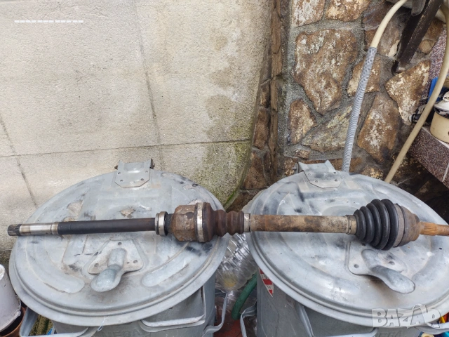 Полуоска за Пежо 307 2.0 HDI, снимка 3 - Части - 54245098