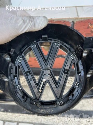 1T0853655C. Предна решетка радиатор за Vw Туран. 1T0853601E, снимка 5 - Части - 55581421