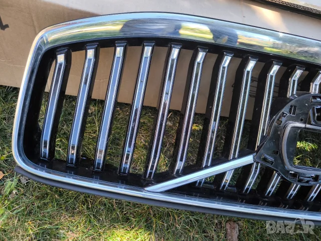 Решетка за volvo XC60, снимка 3 - Части - 55679677