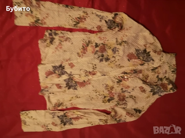 Valentino , снимка 2 - Ризи - 54585300
