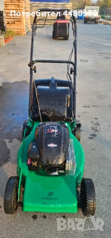 Самоходна косачка Briggs & Stratton в перфектно състояние, снимка 6 - Градинска техника - 54284125