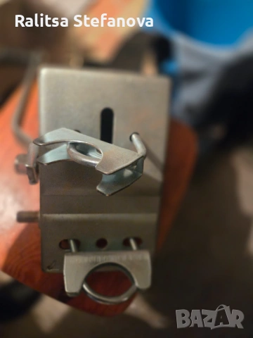 Продавам лебедка с предавки и различни рибарски принадлежности - въдици,мрежи и т.н , снимка 8 - Други инструменти - 53987623