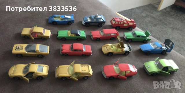 Събирам стари метялни Мачбокс колички играчки