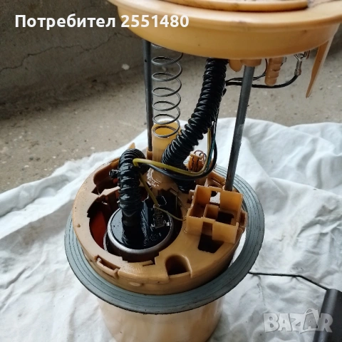 Горивна помпа VW Passat B6 2.0 TDI, снимка 3 - Части - 54654056