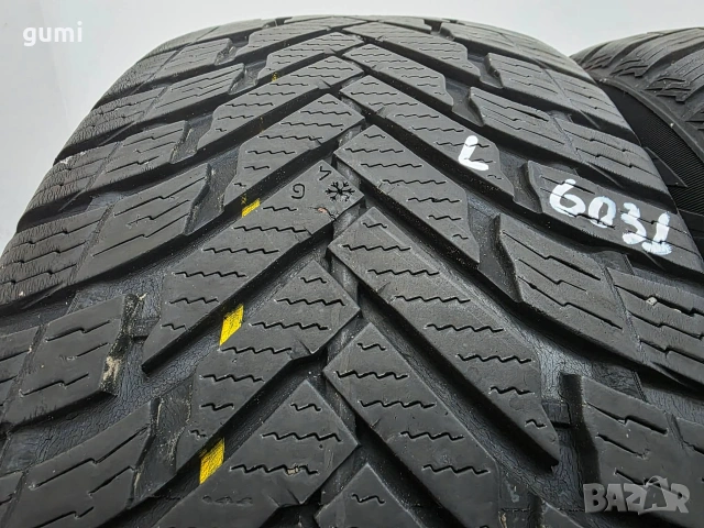 2бр зимни гуми 225/60/17 NOKIAN L06031