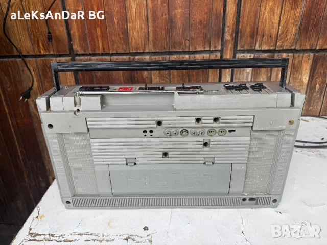 Радио касетофон Philips d8434 , снимка 3 - Радиокасетофони, транзистори - 54664016