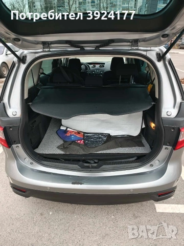 Mazda5 1.6td 2012г., снимка 8 - Автомобили и джипове - 54007391