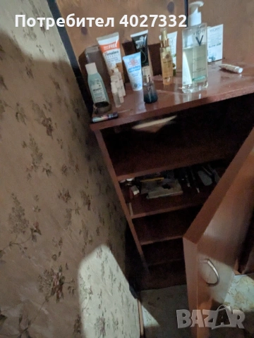 Шкаф – запазен, снимка 2 - Шкафове - 54092025