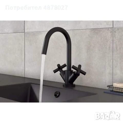 Красив и стилен стоящ двуръкохватков черен смесител