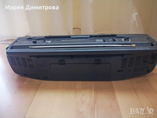 Радиокасетофон SONY, снимка 3 - Радиокасетофони, транзистори - 54300119