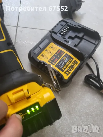 Безчетков комплект DeWalt. Само лично предаване за София. , снимка 5 - Винтоверти - 55611477