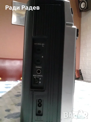 Радиокасетофон SHARP GF-8585, снимка 6 - Антикварни и старинни предмети - 55089512