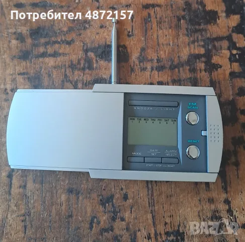 радио транзистор с часовник аларма плъзгащо се мазно, снимка 3 - Радиокасетофони, транзистори - 55579352