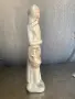 Порцеланова фигура , снимка 3