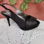 Продавам Красиви черни сандали с отворени пръсти и декоративни камъчета отпред., снимка 2