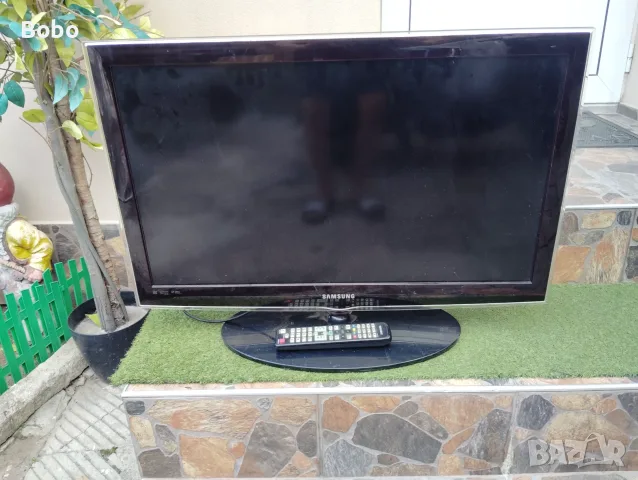 Телевизор SAMSUNG 32