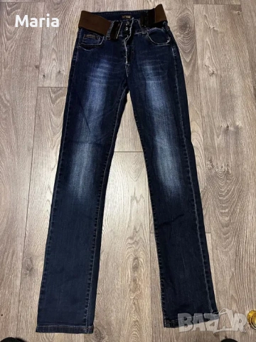 Armani Jeans оригинални дамски дънки с еластична талия – размер S