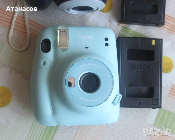 Fujifilm Instax Mini 11 и Polaroid 300 Instant Film , снимка 8 - Фотоапарати - 55540132
