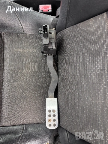 Педал газ Пежо 207 1.6 бензин , снимка 2 - Части - 54038236