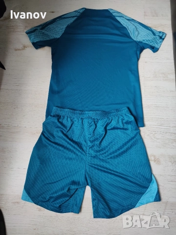 Оригинален мъжки екип NIKE , снимка 3 - Спортни дрехи, екипи - 55022789