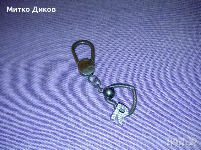 Ключодържатели разни №9 Испания-червила-Р любов-катинарче-айф кула, снимка 10 - Колекции - 55570410
