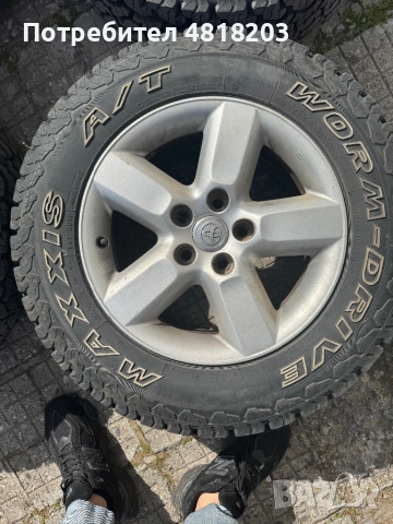 Гуми Maxxis A/T, снимка 4 - Гуми и джанти - 54429452
