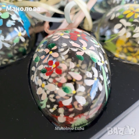 Комплект от шест стъклени, ръчно духани и изрисувани декоративни яйца, снимка 4 - Други ценни предмети - 54142297