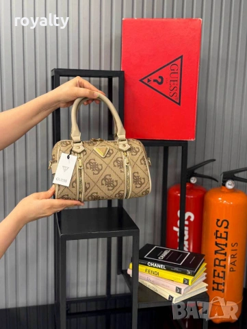 Guess Нова Стилна Дамска Чанта Гес Различни Цветове , снимка 2 - Чанти - 55132321