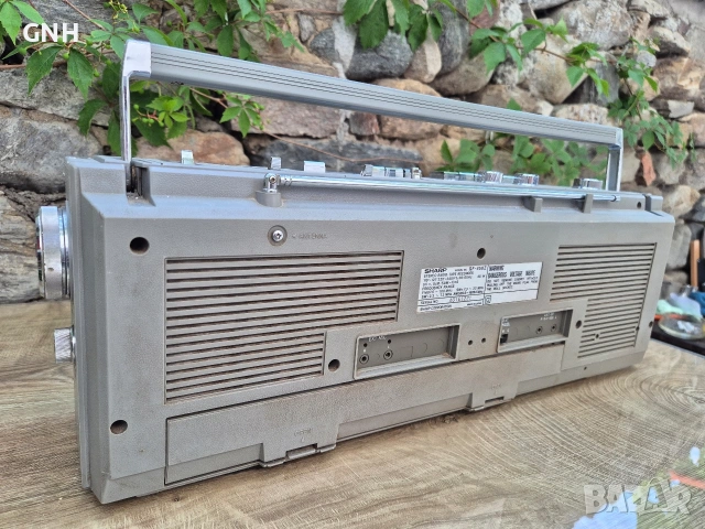 Радиокасетофон Sharp GF-450Z, снимка 6 - Радиокасетофони, транзистори - 55191725