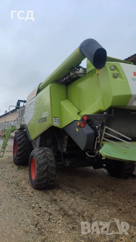 Зърно комбайн Клас Лексион 670 Монтана 4х4, снимка 14 - Селскостопанска техника - 54118421