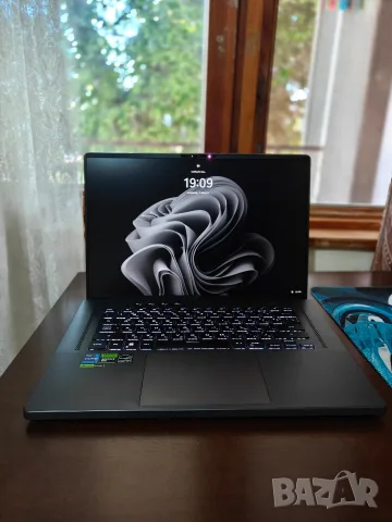 Asus Rog Zephyrus M16