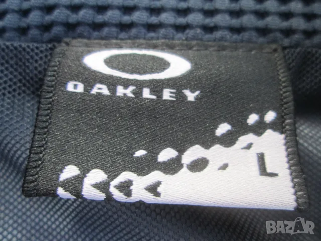 OAKLEY спортна мъжка тънка грейка размер L., снимка 2 - Спортни дрехи, екипи - 55693099