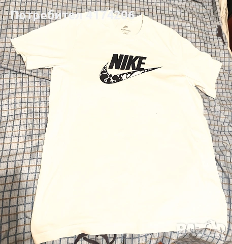ЧИСТО НОВА оригинална тениска Nike с голямо лого / Размер L , снимка 3 - Тениски - 55281879